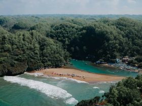 Pantai Baron Yogyakarta