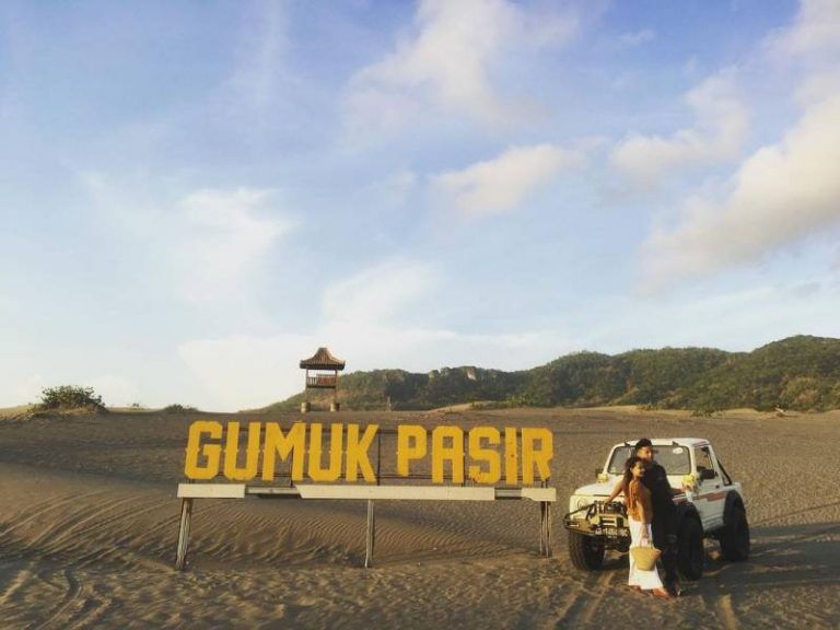 Spot Foto Terbaru 2021 Di Gumuk Pasir Parangkusumo Jogja - PanduanWisata.id