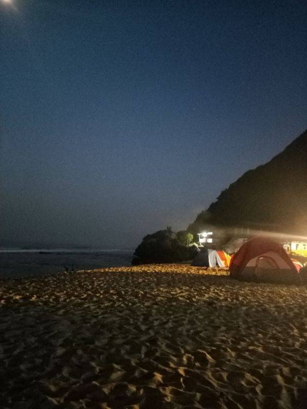 Camping di pantai pok tunggal via Gmap