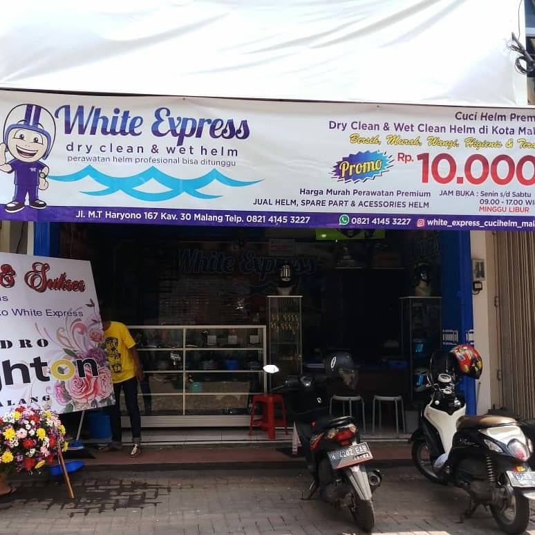 white express cuci helm
