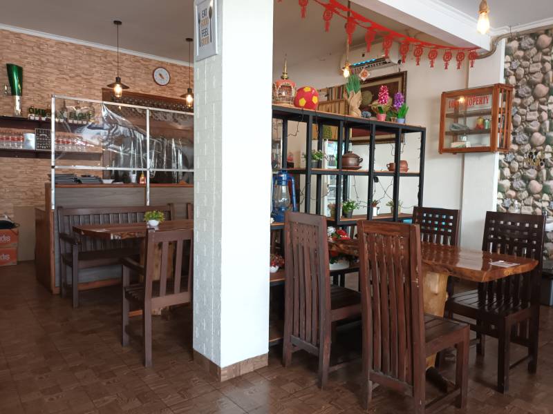 Cafe di Salatiga One Six Eight 168 Cafe And Resto